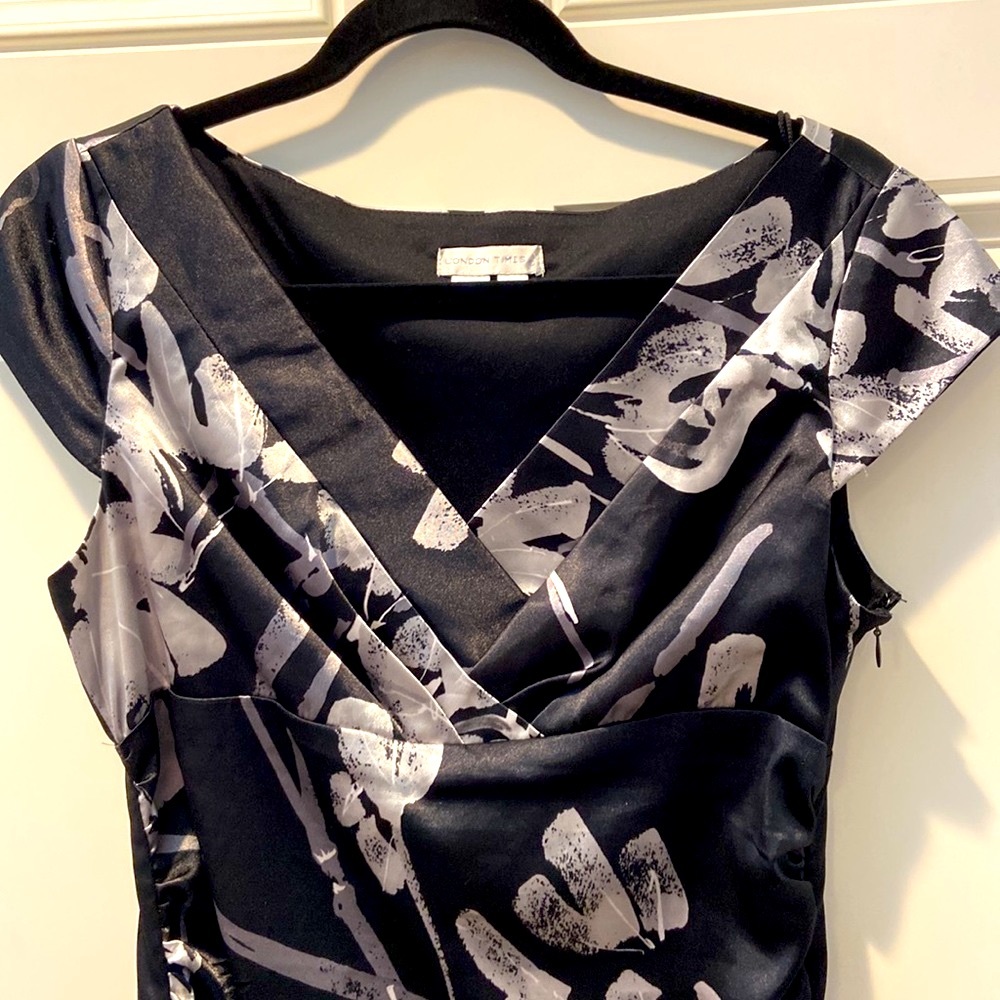 London Times, black/gray/silver floral dress, elegant & dressy, Size 10